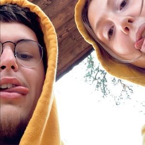 Meet your Posher, Hunter